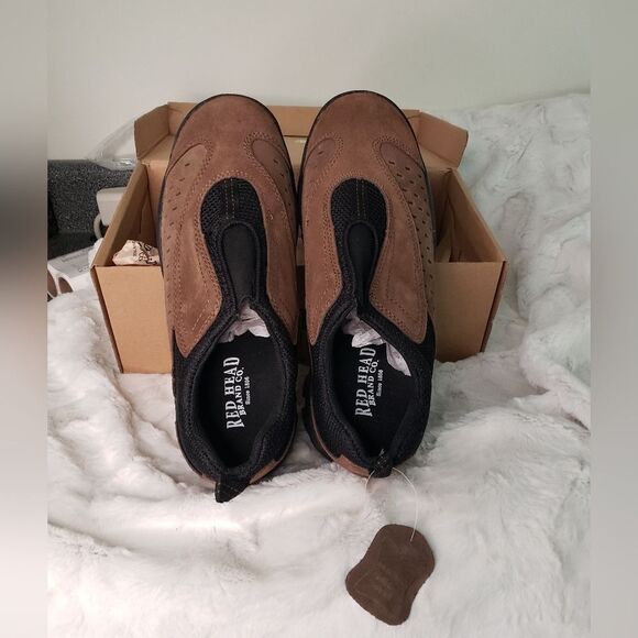 NIB Redhead xtr trainer II Size 8M - Picture 2 of 7